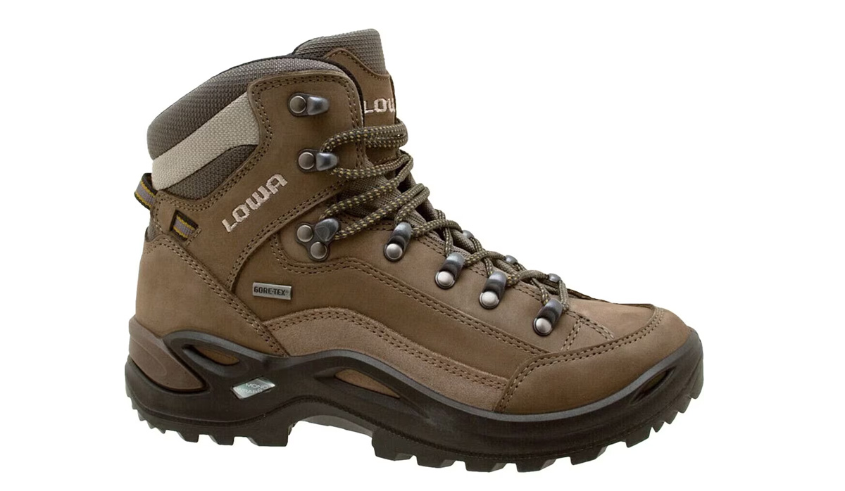 lowa recommended hiking boot for kilimanjaro