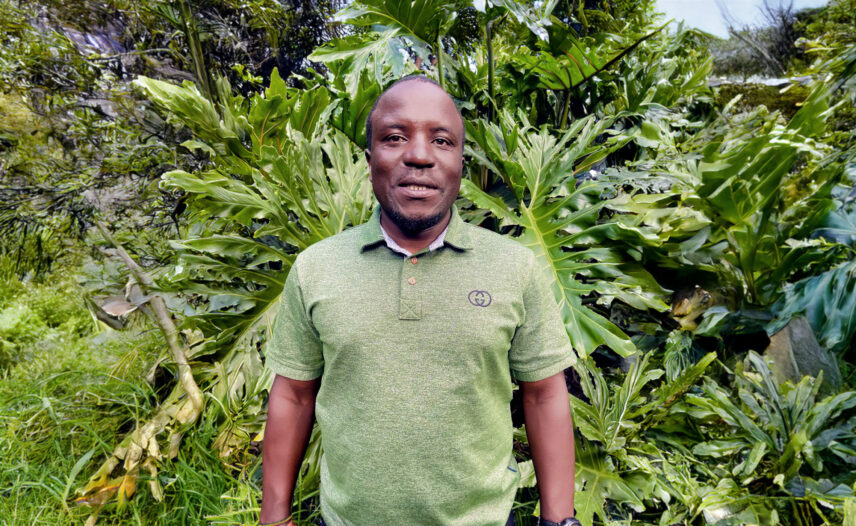thomson kilimanjaro head guide james